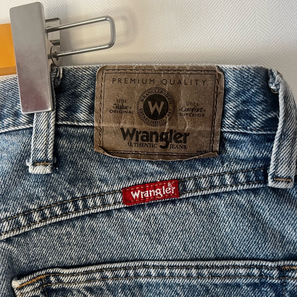 Wrangler Women’s Wide Leg Jeans - Light Blue Denim - Picture 3 of 4